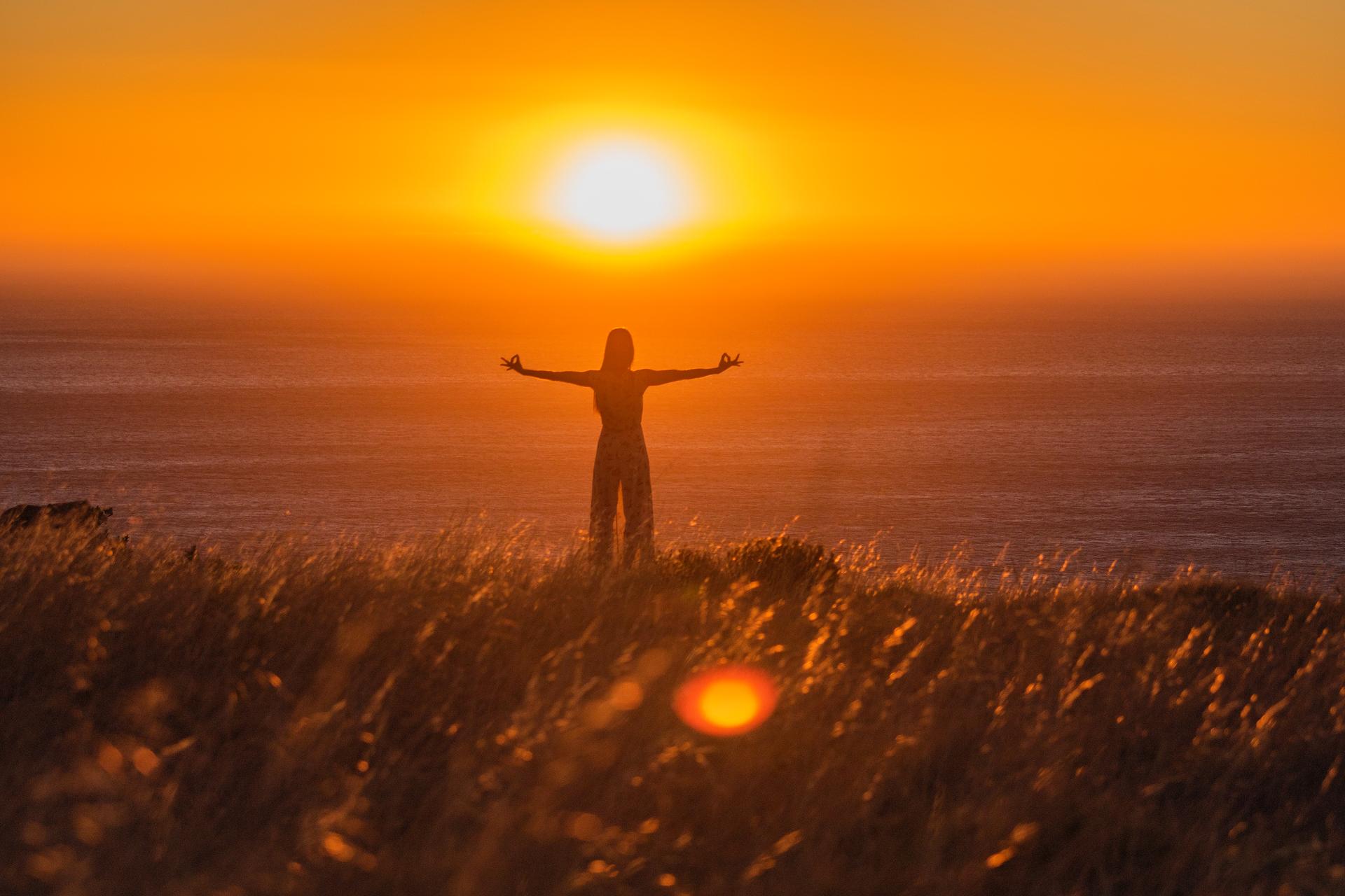 7 CBT-Based Journal Prompts to Reframe Negative Thoughts (Backed by Science)